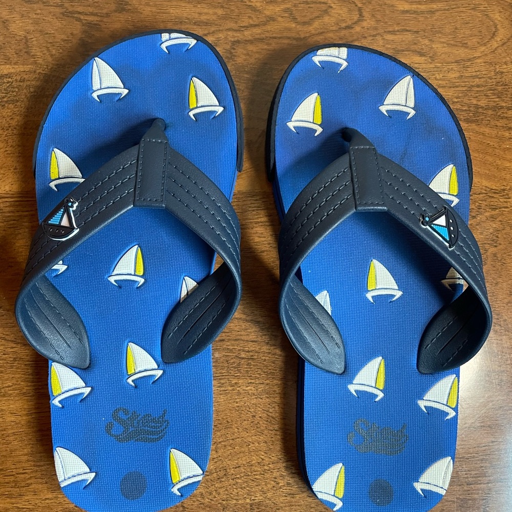 Kids Blue‎ Flip Flops with Sailboat Pattern, Size 32-33 (1- 1 1/2)